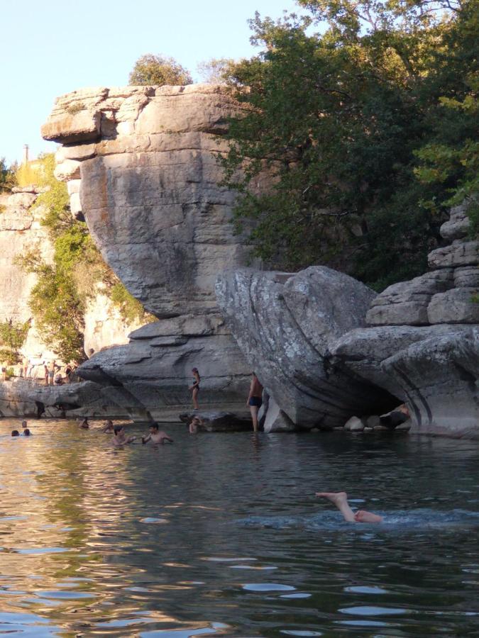 Les Agaves Piscine Panoramique Vue Exceptionnelle Panzió Grospierres Kültér fotó